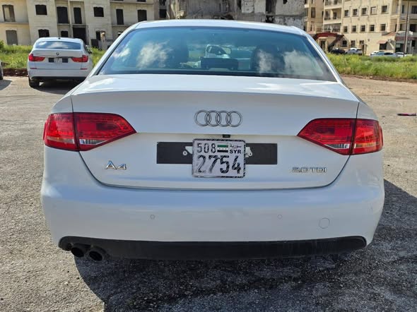 اودي A4 2012 - صورة 2