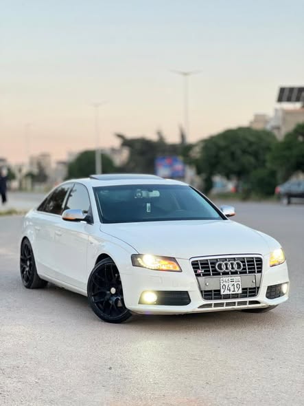 أودي S4 2011 - صورة 1