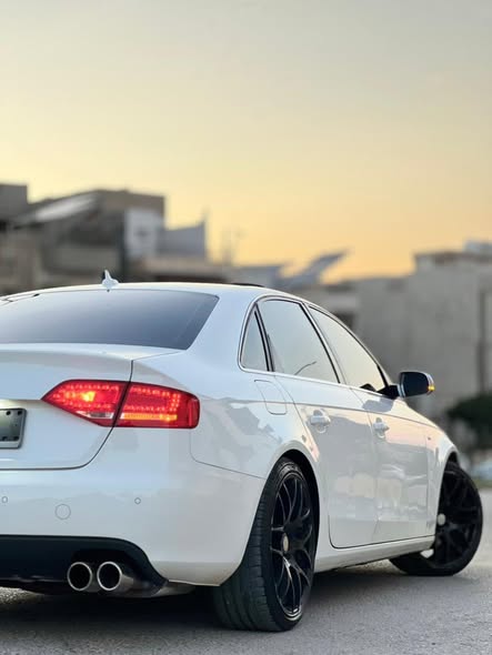 أودي S4 2011 - صورة 2