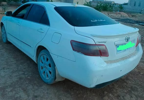 تويوتا كامري 2009 - صورة 2