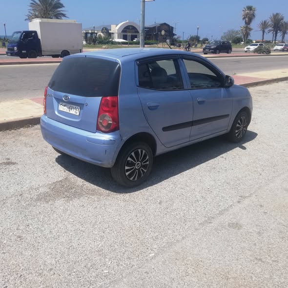 كيا بيكانتو 2010 - صورة 2