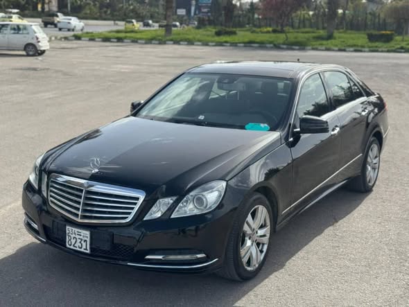 مرسيدس بنز E300 2013 - صورة 2