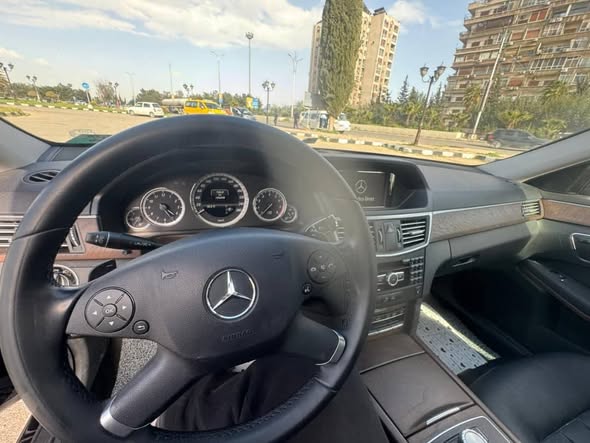 مرسيدس بنز E300 2013 - صورة 5
