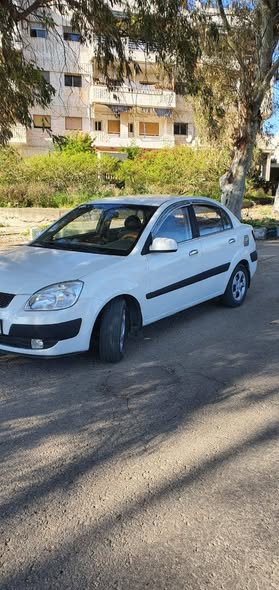 كيا ريو 2009 - صورة 4