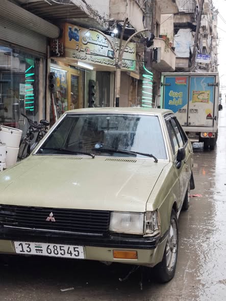 ميتسوبيشي لانسر 1983 - صورة 2