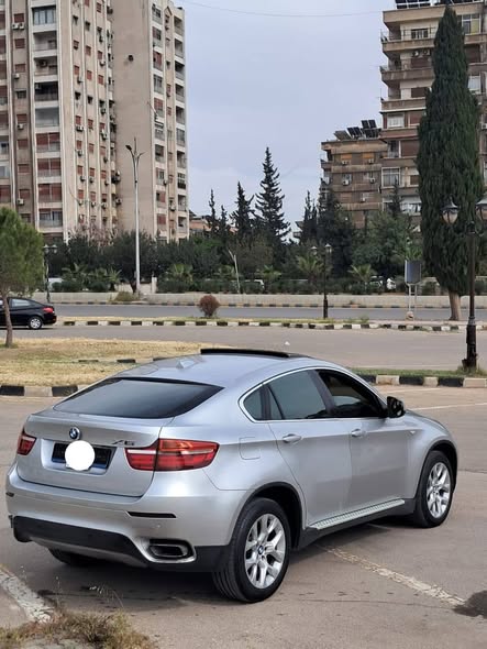 بي إم دبليو X6 2013 - صورة 2
