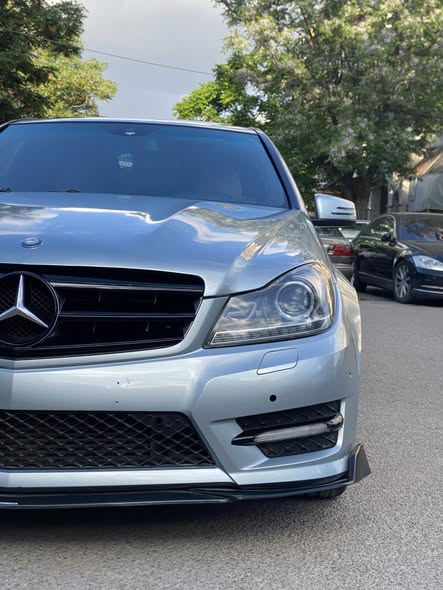 مرسيدس C250 2013 - صورة 2