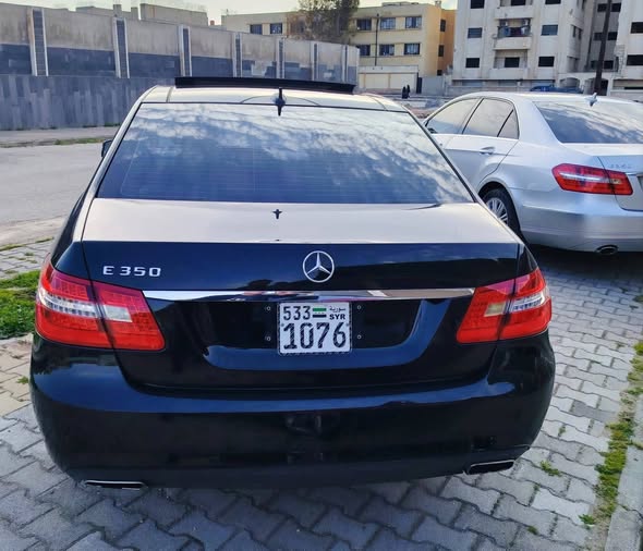 مرسيدس E350 2010 - صورة 4