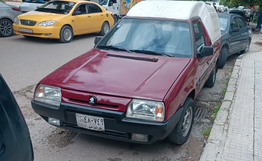 سكودا بيك أب 1994