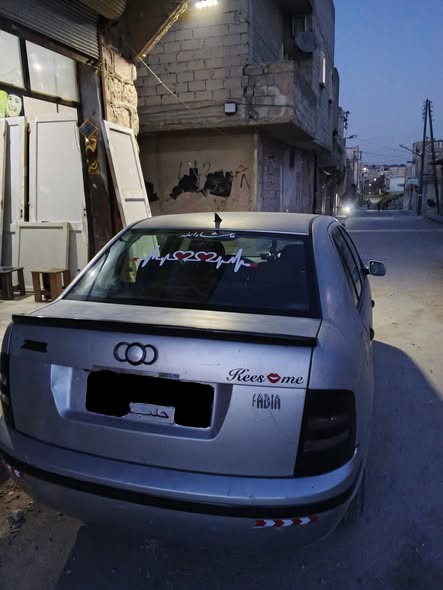 سكودا فابيا 2003 - صورة 2