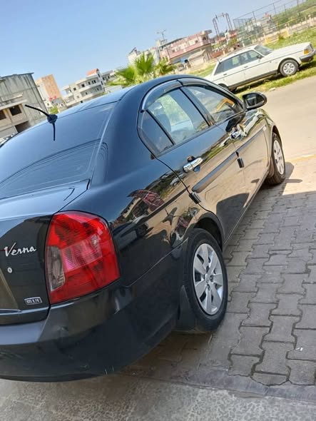 هونداي فيرنا 2008 - صورة 2