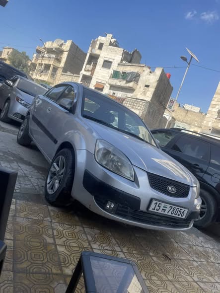 كيا ريو 2008 - صورة 1
