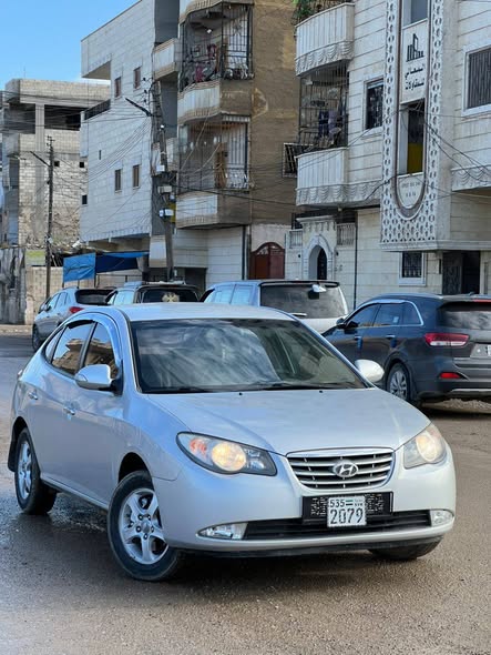 هيونداي افانتي 2011 - صورة 3