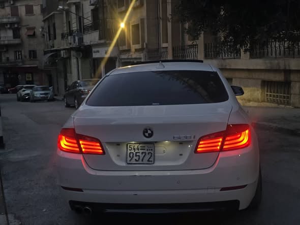 بي إم دبليو 528i 2013 - صورة 2