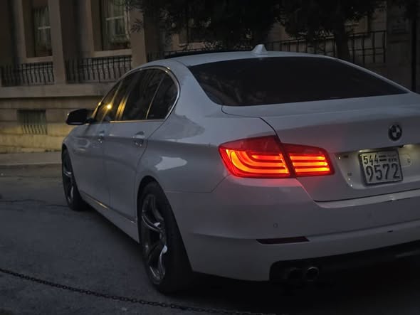 بي إم دبليو 528i 2013 - صورة 3