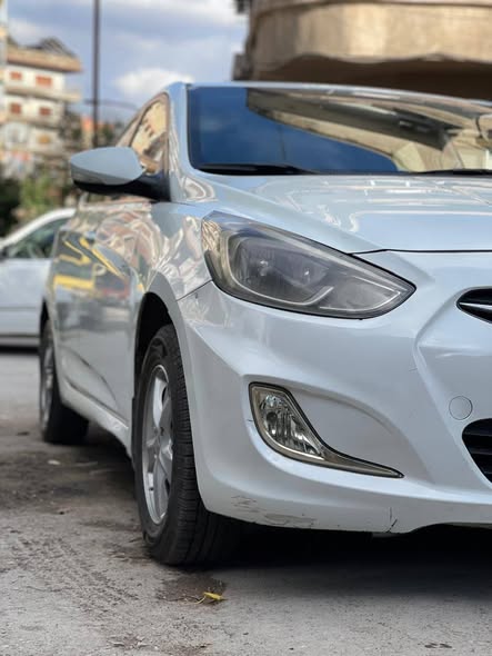 هونداي اكسنت 2015 - صورة 2