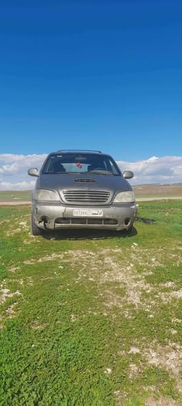 كيا كرنفال 2000 - صورة 2
