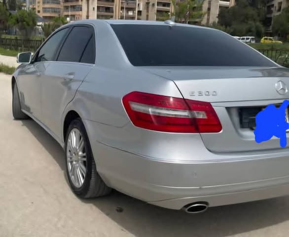 مرسيدس E300 2011 - صورة 4