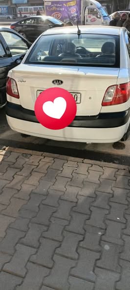 كيا ريو 2009 - صورة 5