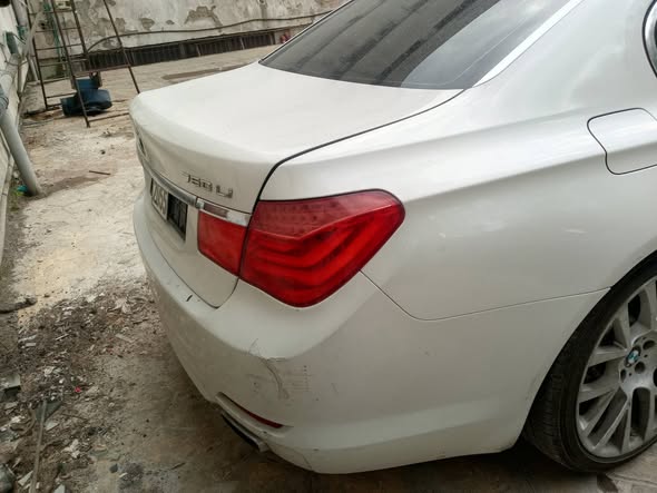 بي ام 740 2012 - صورة 3