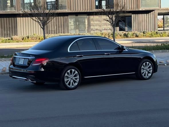 مرسيدس E300 2019 - صورة 3