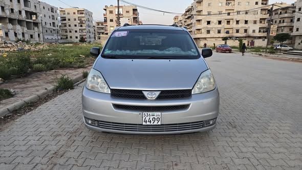 تويوتا سينا 2005 - صورة 1