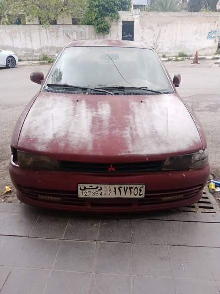 ميتسوبيشي لانسر 1993 - صورة 2