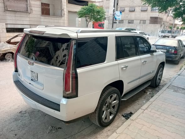 كاديلاك اسكاليد 2019 - صورة 2
