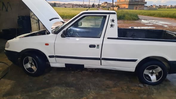 سكودا Pickup 1997 - صورة 2