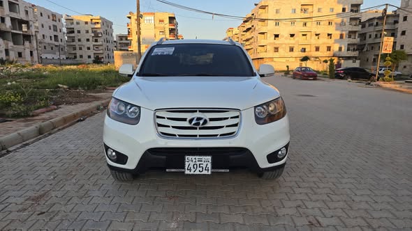 هونداي سانتافي 2010 - صورة 5