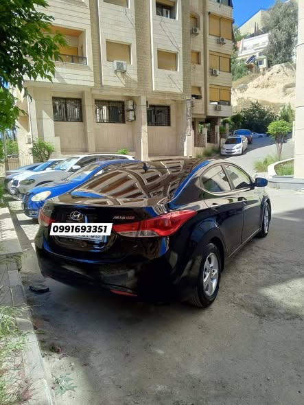 هيونداي الينترا 2012 - صورة 2