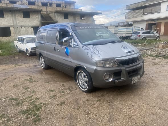 هيونداي H-1 2002 - صورة 2