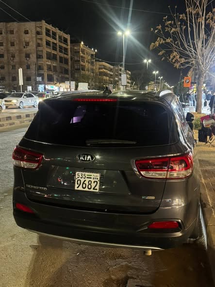 كيا سورينتو 2015 - صورة 2