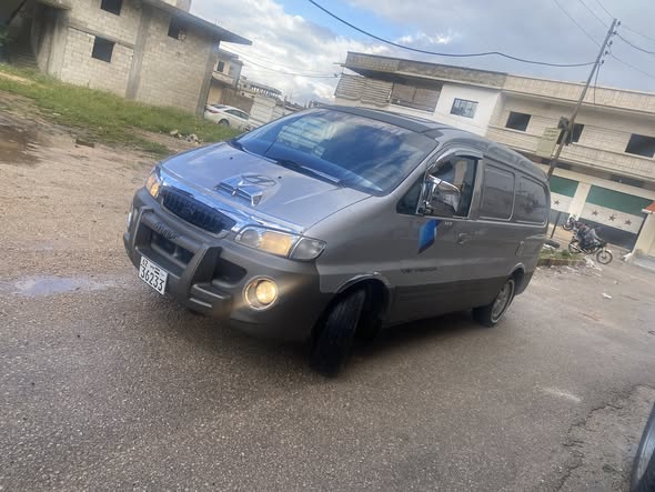 هيونداي H-1 2002 - صورة 5