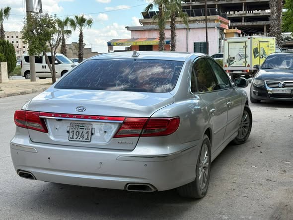 هيونداي ازيرا 2011 - صورة 5