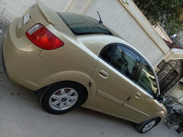كيا ريو 2010 - صورة 4