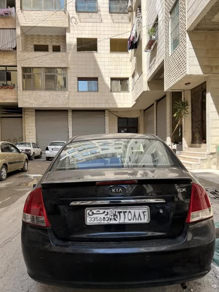 كيا سيراتو 2009 - صورة 4
