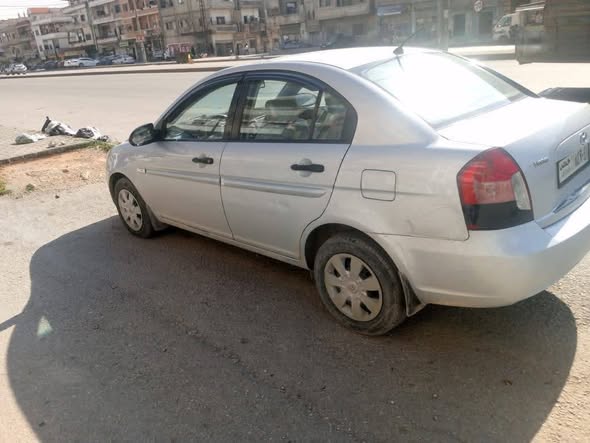 هيونداي فيرنا 2006 - صورة 2