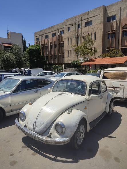 فولكس فاكن بيتل 1976 - صورة 2
