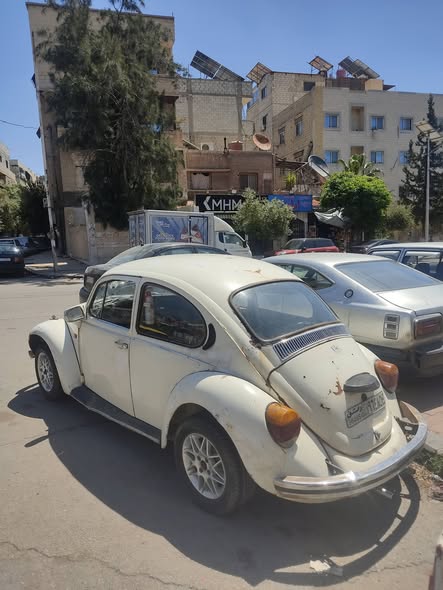 فولكس فاكن بيتل 1976 - صورة 3
