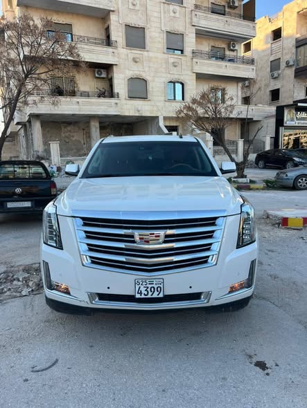 كاديلاك إسكاليد 2015 - صورة 5