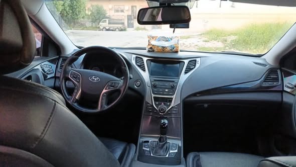 هيونداي أزيرا 2014 - صورة 5