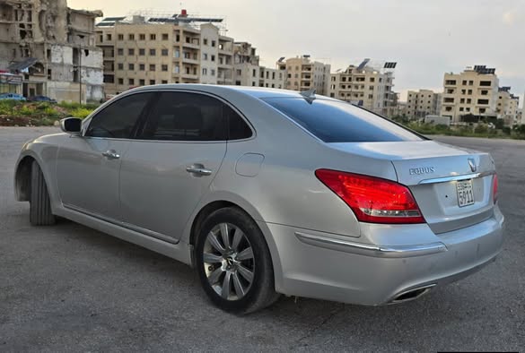 هيونداي سنتنيال 2010 - صورة 4