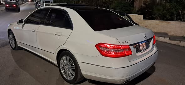 مرسيدس E 300 2011 - صورة 4