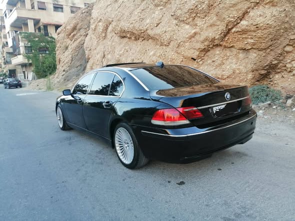 بي إم دبليو 730 2006 - صورة 2