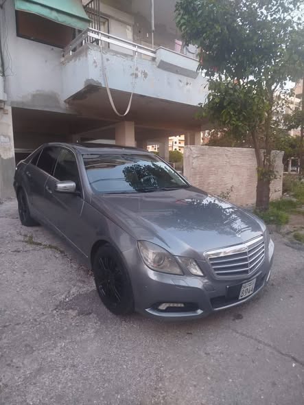 مرسيدس اي 200 2011 - صورة 2