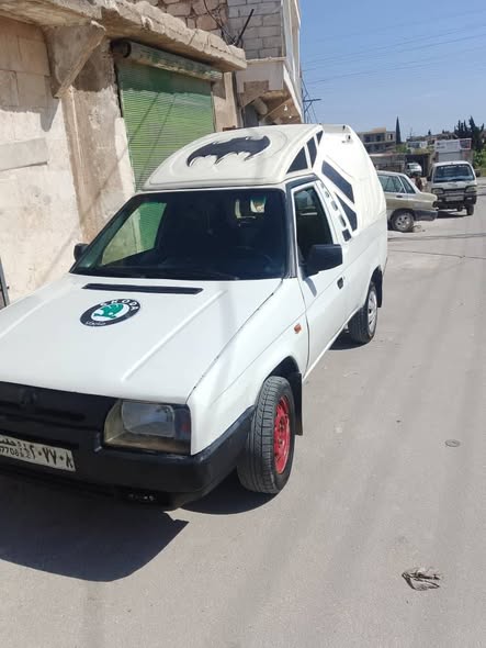 سكودا كرت 1995 - صورة 2