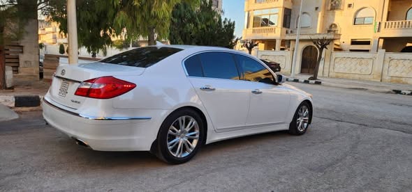 هونداي جينيسس 2013 - صورة 5