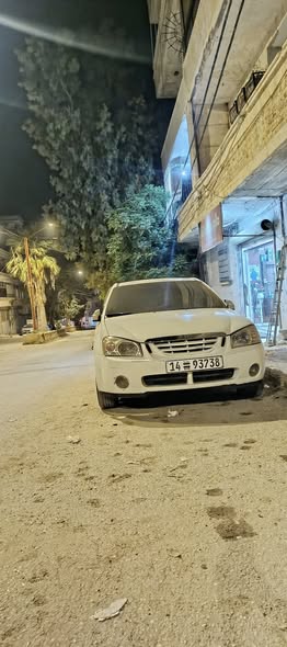 كيا سيراتو 2006 - صورة 4