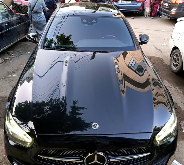 مرسيدس E350 2021 - صورة 4